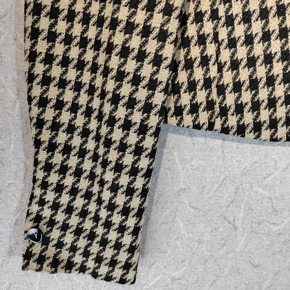 Lily Morgan NWOT Women's Black and Tan Houndstooth Long Sleeve Blazer Size Large - Picture 3 of 9